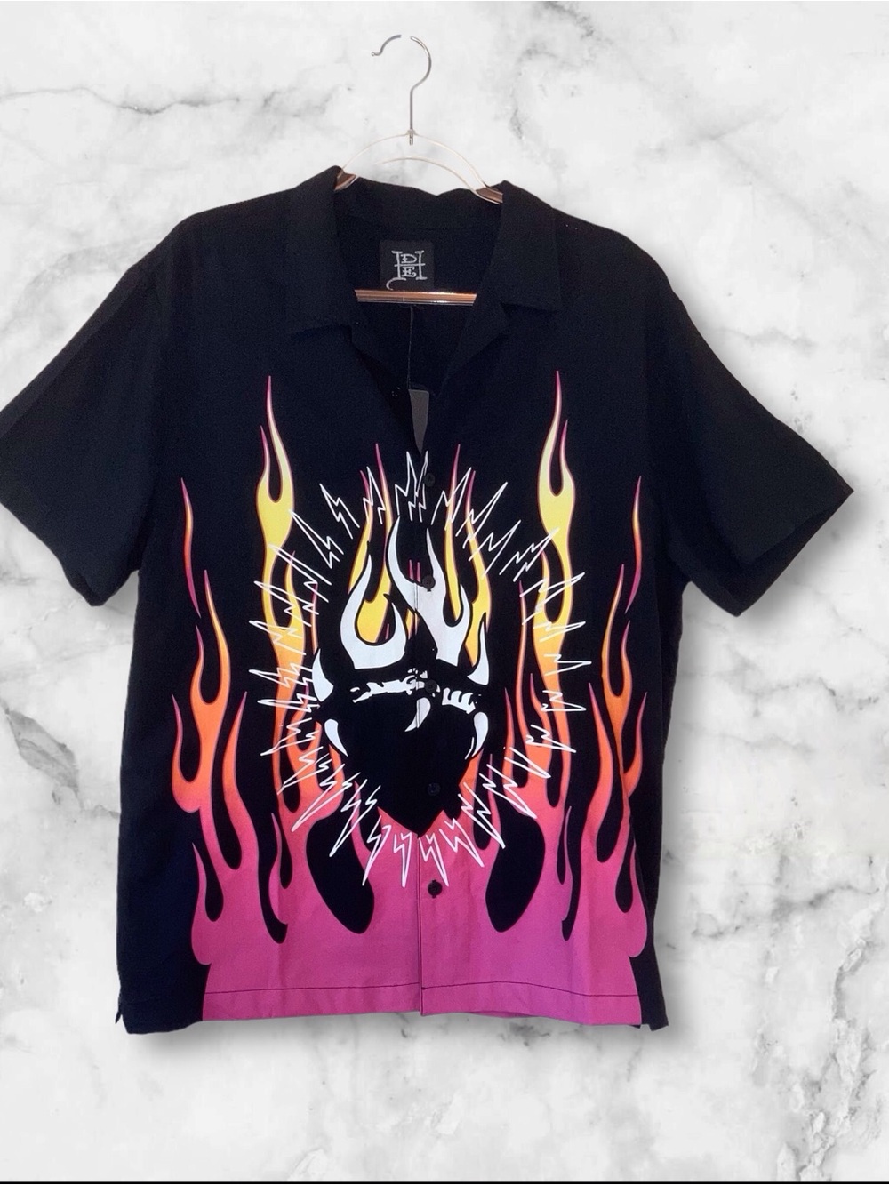 Ed Hardy Black Graphic Short Sleeve Shirt. New Large